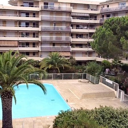 Residence La Miougrano Frejus Plage Eksteriør billede
