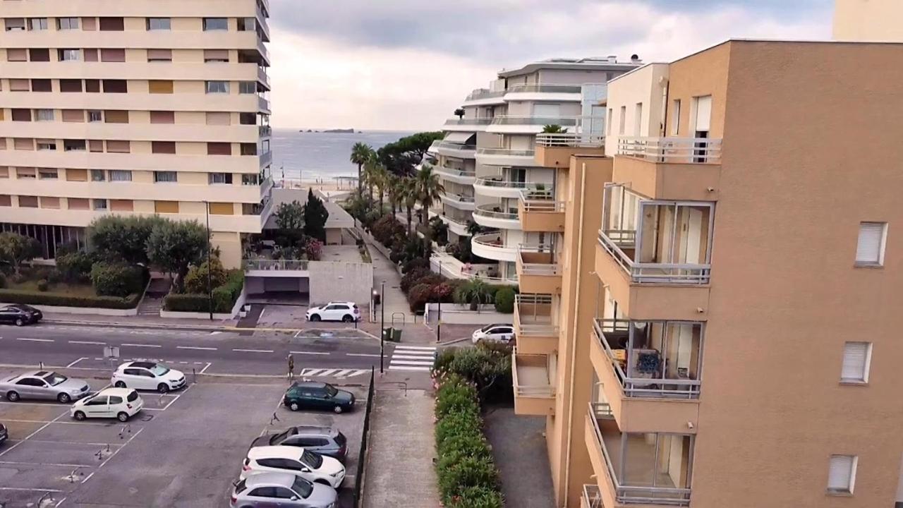 Residence La Miougrano Frejus Plage Eksteriør billede