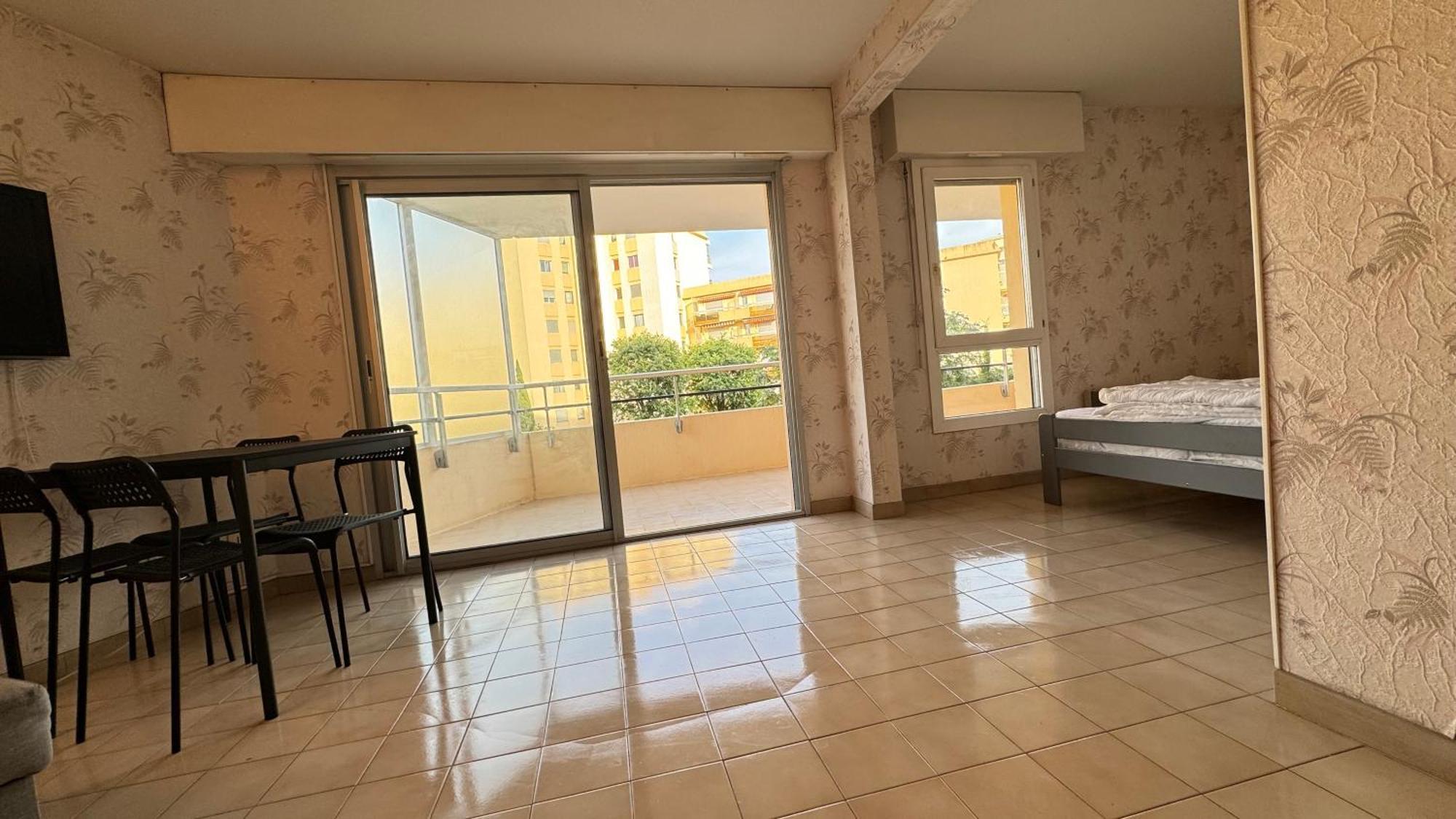 Residence La Miougrano Frejus Plage Eksteriør billede