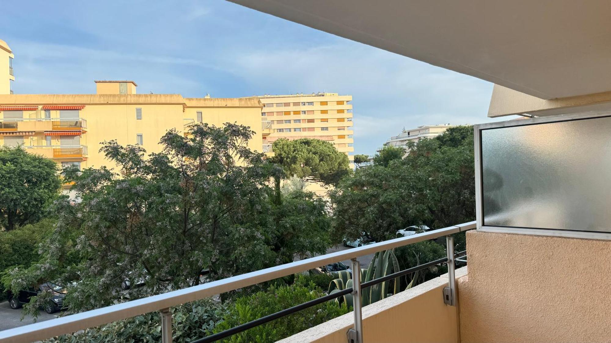 Residence La Miougrano Frejus Plage Værelse billede