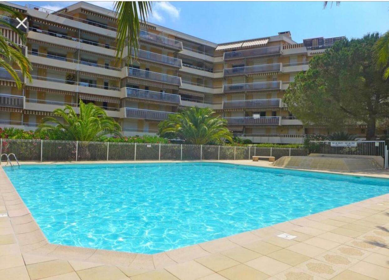 Residence La Miougrano Frejus Plage Eksteriør billede